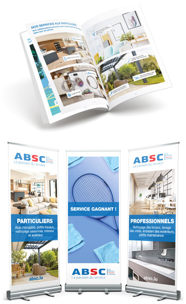 Catalogue ouvert et 3 Kakemonos.